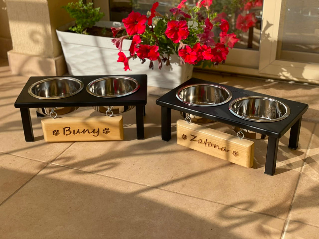 Wooden Tag Feeder