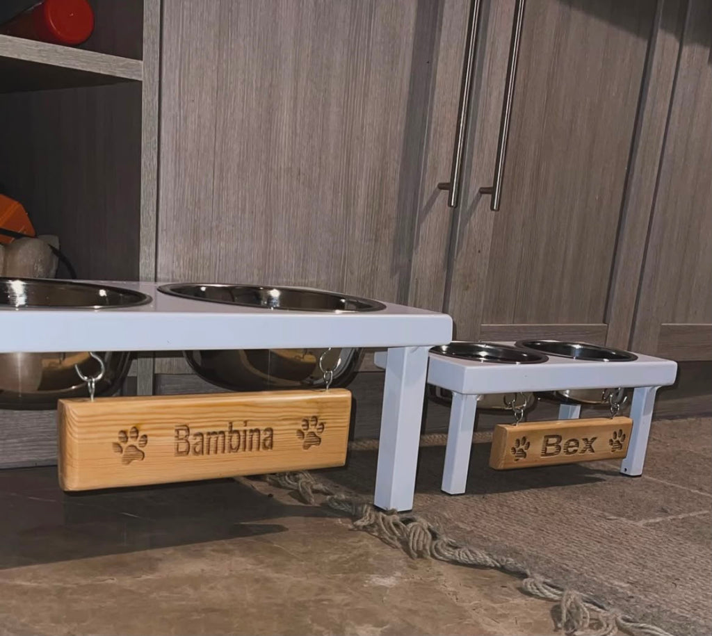 Wooden Tag Feeder